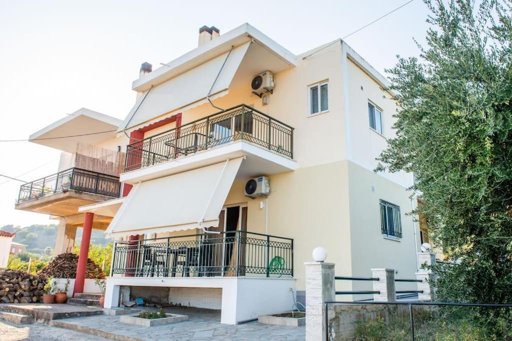 Όμορφο Παραθασυγκρότημα Ενοικιαζόμενων Καταλυμάτων Ως Ολόκληρος Χώρος - Chrani, Ελλάδαλάσσιο Διαμέρισμα Buitenkant foto